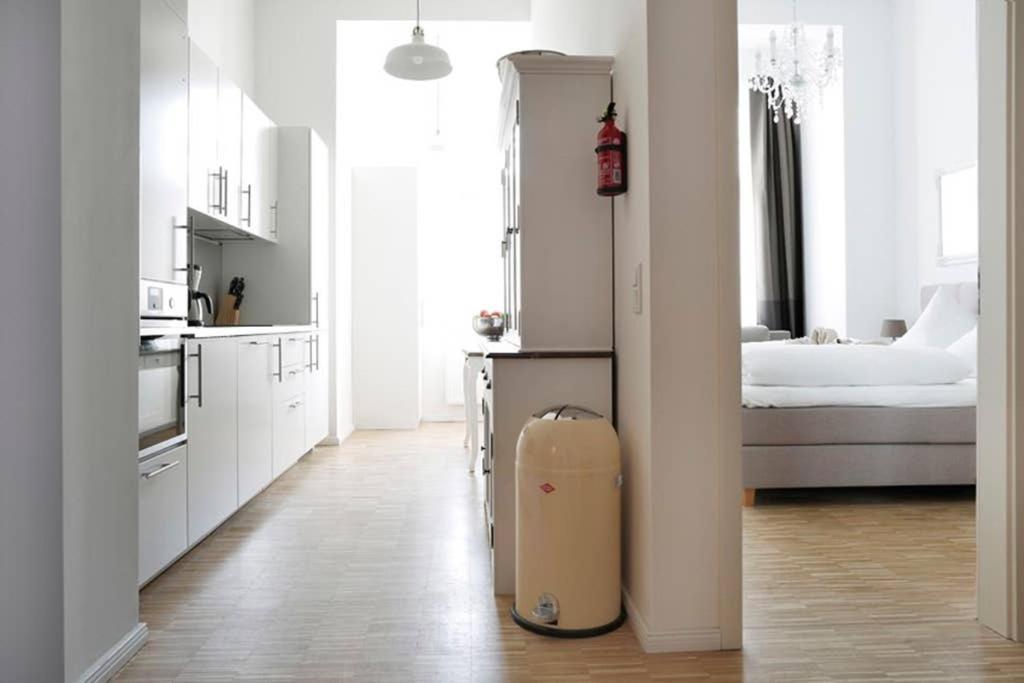 Sc 06 By Rockchair Apartments L Superhost Status L 4 Bedrooms Boxspringbeds 2 Bathrooms Balcony Elevator - Cozy Family & Business Flair Welcomes You! Berlin Luaran gambar