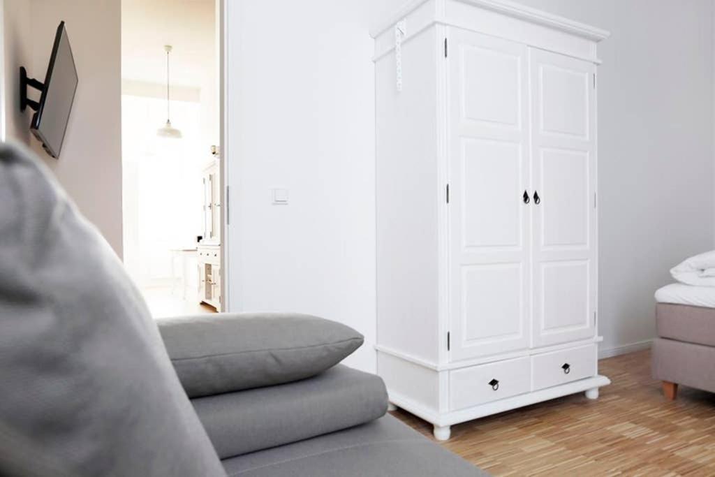 Sc 06 By Rockchair Apartments L Superhost Status L 4 Bedrooms Boxspringbeds 2 Bathrooms Balcony Elevator - Cozy Family & Business Flair Welcomes You! Berlin Luaran gambar