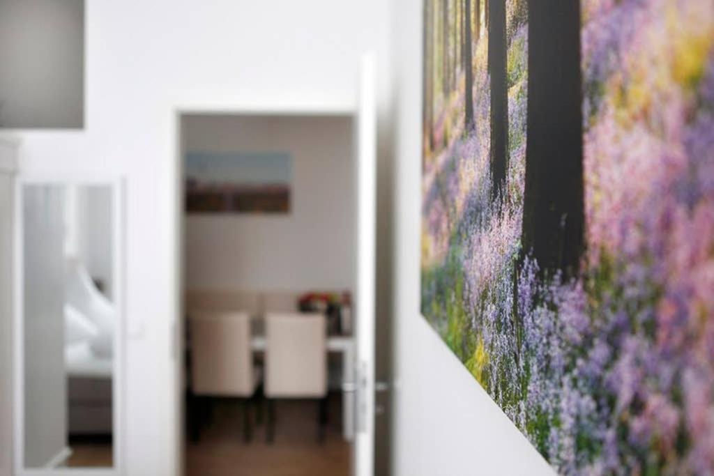 Sc 06 By Rockchair Apartments L Superhost Status L 4 Bedrooms Boxspringbeds 2 Bathrooms Balcony Elevator - Cozy Family & Business Flair Welcomes You! Berlin Luaran gambar